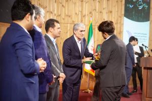 آیین اهدای جایزه ملی تأمین مالی فناوری و نوآوری ایران و امضای تفاهم‌نامه همکاری میان صندوق نوآوری و سه بانک